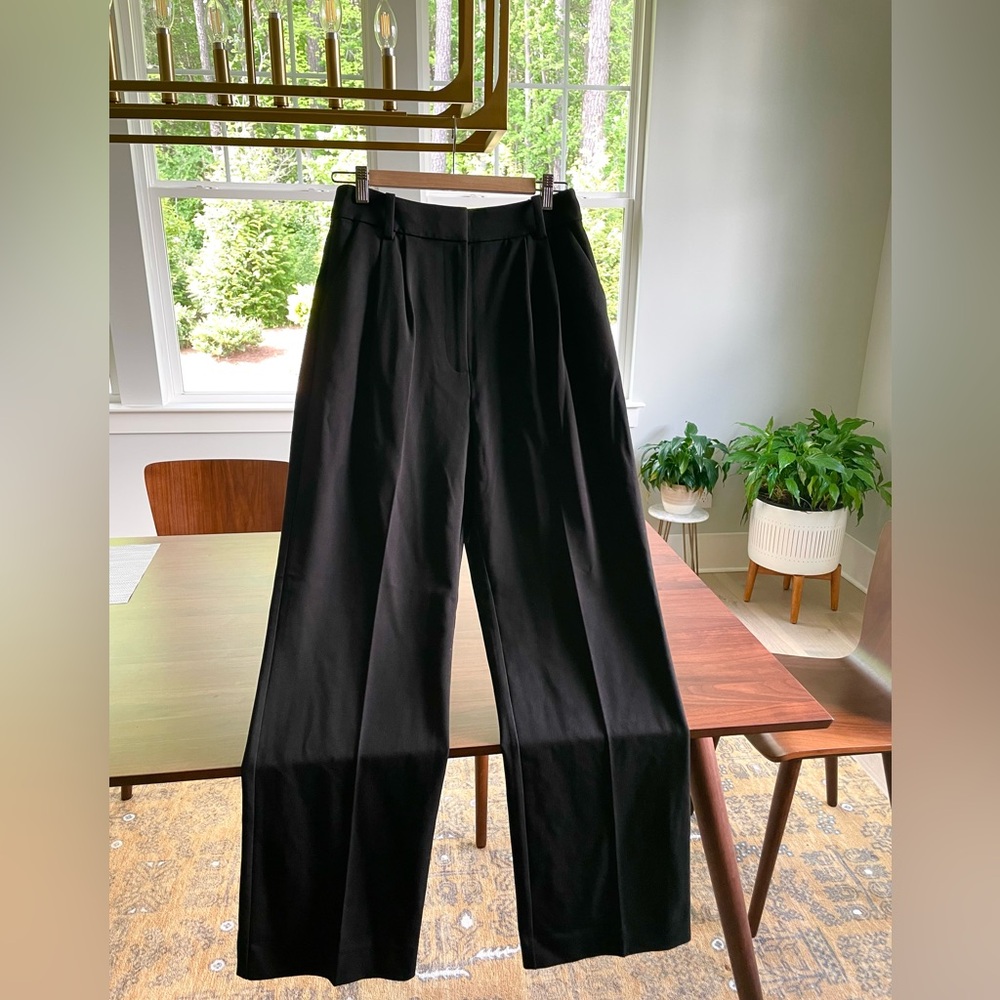Favorite Daughter The Favorite Pant in Black - Picture 9 of 9